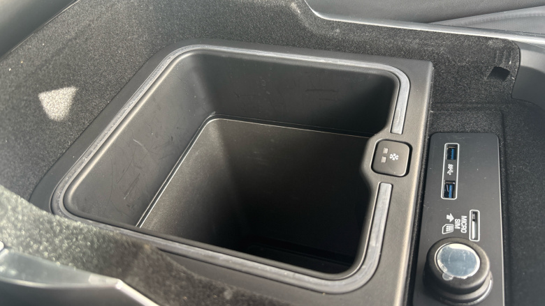 Land Rover Range Rover Sport 3.0 D300 HSE Silver 5dr Auto Diesel Estate